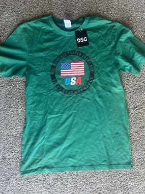 DSG Men’s S Green Olympic Tee with Subtle Graphic